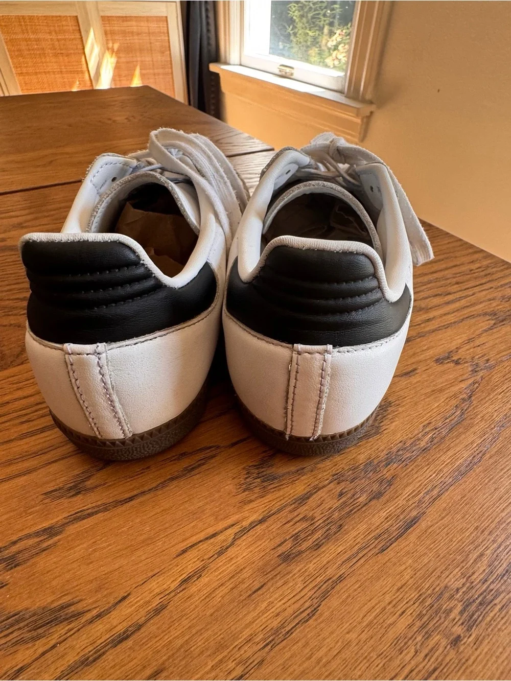 adidas Samba Classic Sneaker White & Black Women’s Size 8